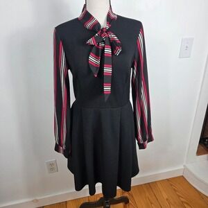 VTG Smack Parlour Dress Womans Sz L Blk/ Red/Wht Pussybow